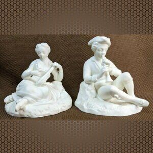 Vintage Royal Worcester Watteau 547 Bone China Bisque Figurine Lady & Gentleman